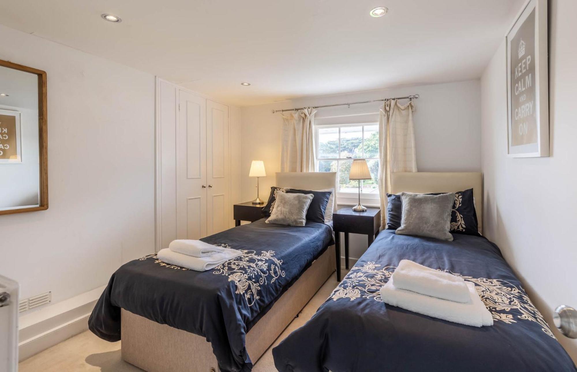 Cliffhanger 18 Castle Road Cowes  Bagian luar foto