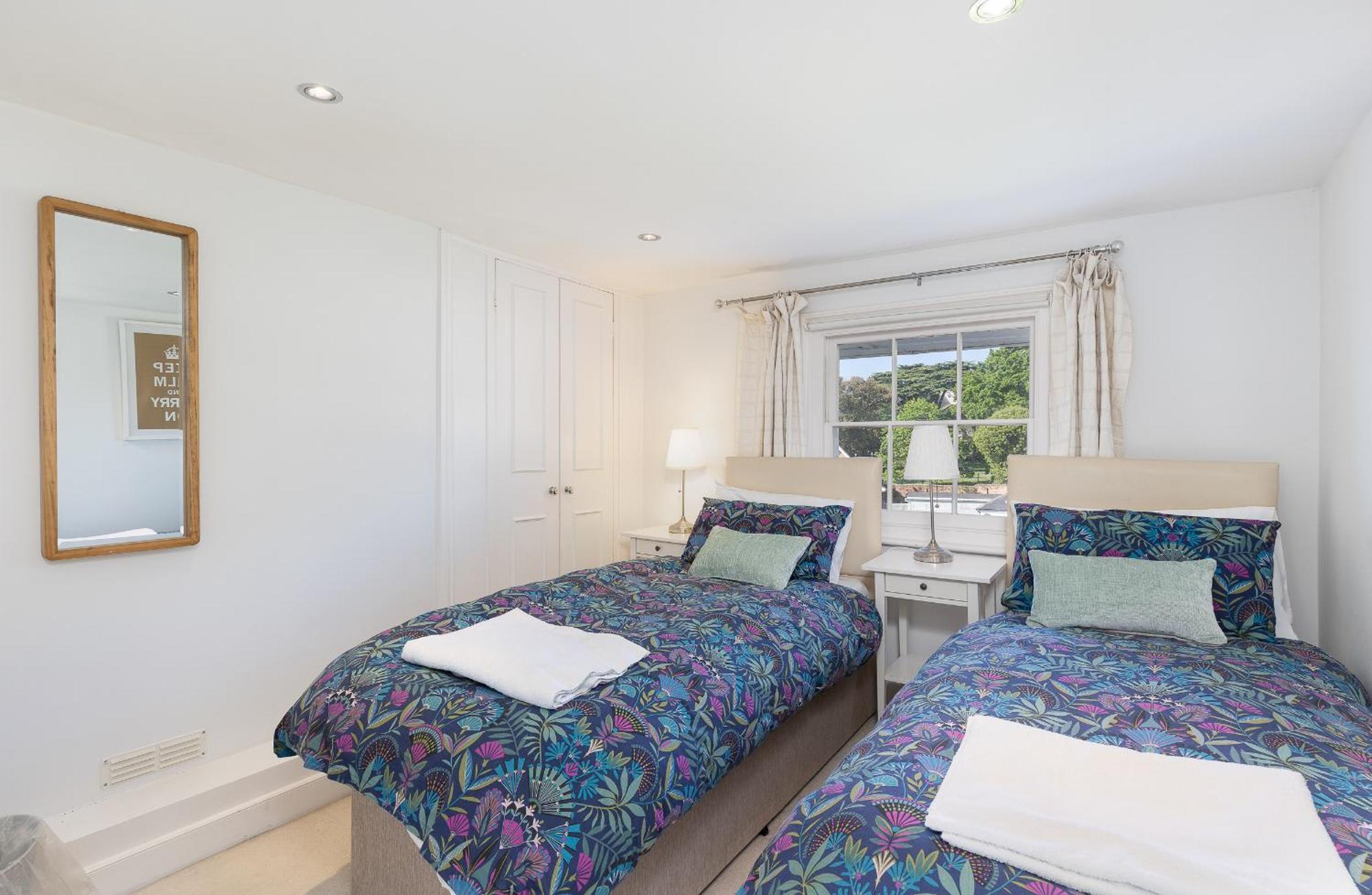 Cliffhanger 18 Castle Road Cowes  Bagian luar foto